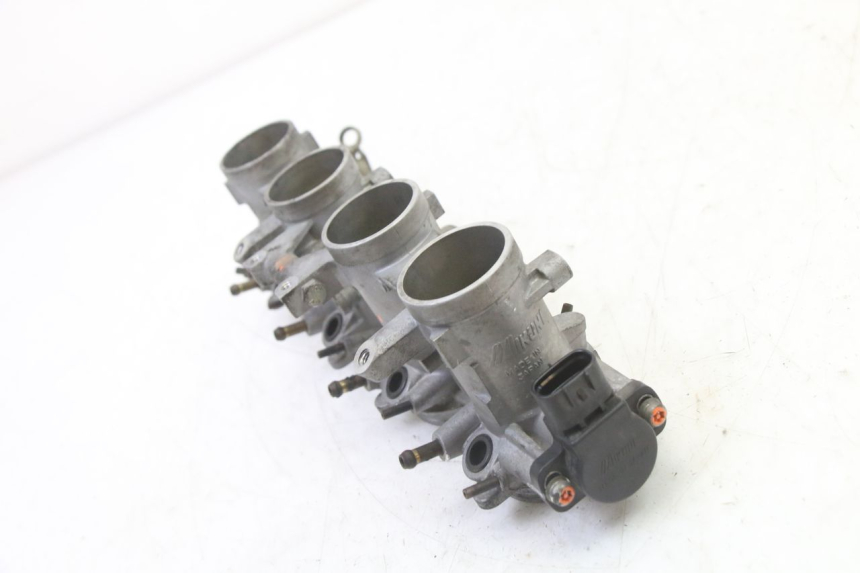 photo de INJECTION YAMAHA FZ6 FAZER S2 600 (2007 - 2011)