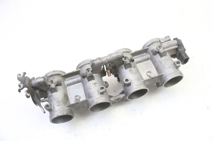 photo de INJECTION YAMAHA FZ6 FAZER S2 600 (2007 - 2011)