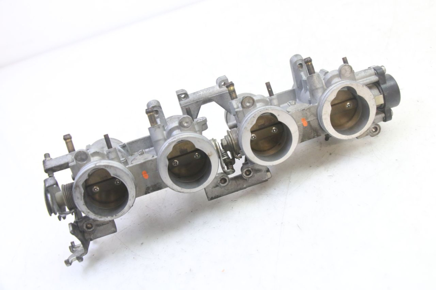 photo de INJECTION YAMAHA FZ6 FAZER S2 600 (2007 - 2011)