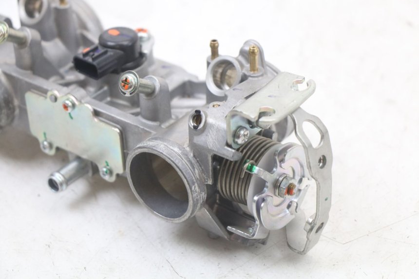 photo de INJECTION ROYAL ENFIELD CONTINENTAL GT 650 (2019 - 2024)