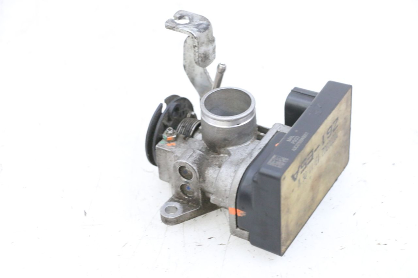 photo de INJECTION PEUGEOT SPEEDFIGHT 4 4T EFI 50 (2021 - 2025) - Vue principale