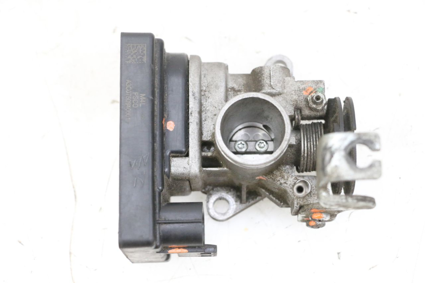 photo de INJECTION PEUGEOT SPEEDFIGHT 4 4T EFI 50 (2021 - 2025) - Gros plan technique