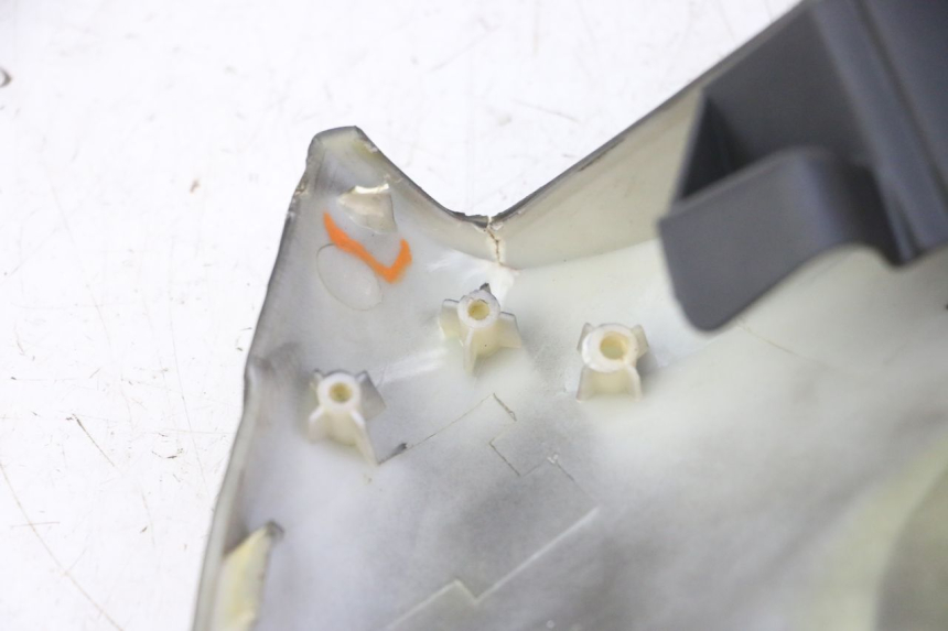 photo de INTERIEUR TETE FOURCHE DROIT STAHO FH 50 (2018 - 2019)