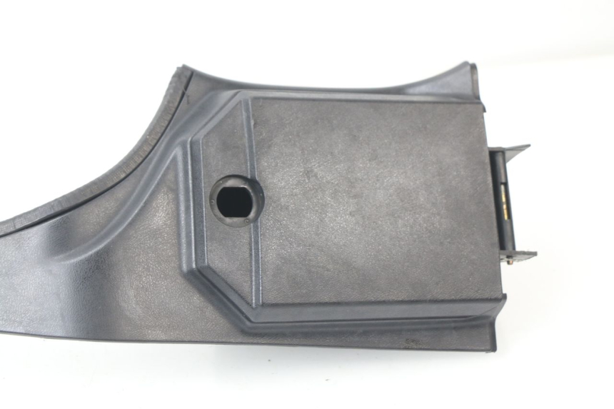 photo de INTERIEUR TETE FOURCHE DROIT KAWASAKI GTR 1000 (1994 - 2004)