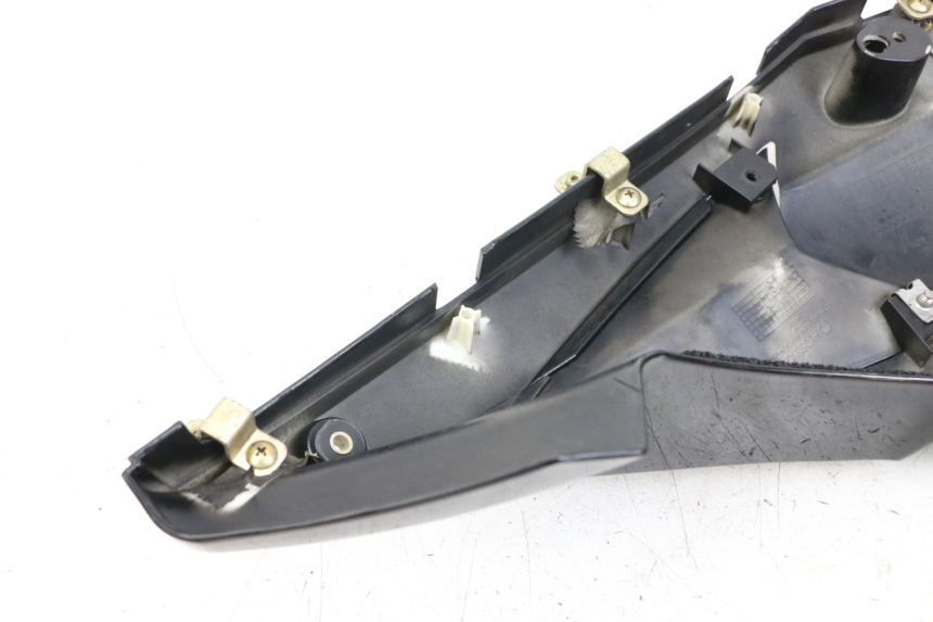 photo de INTERIEUR TETE FOURCHE DROIT HYOSUNG GTR 125 (2006 - 2008)
