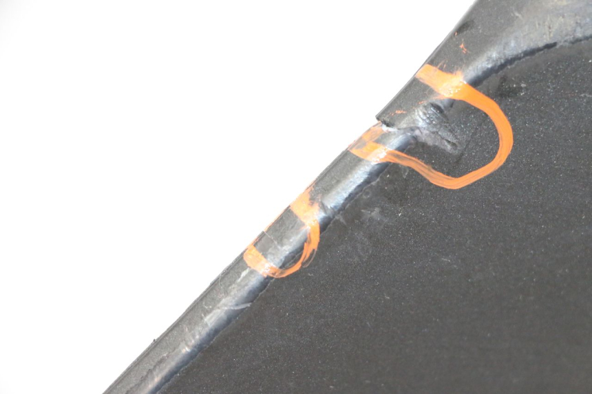 photo de INTERIEUR TETE FOURCHE DROIT YAMAHA XMAX X-MAX 125 (2021 - 2025)