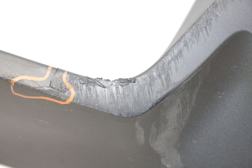 photo de INTERIEUR TETE FOURCHE DROIT YAMAHA XMAX X-MAX 125 (2021 - 2025)