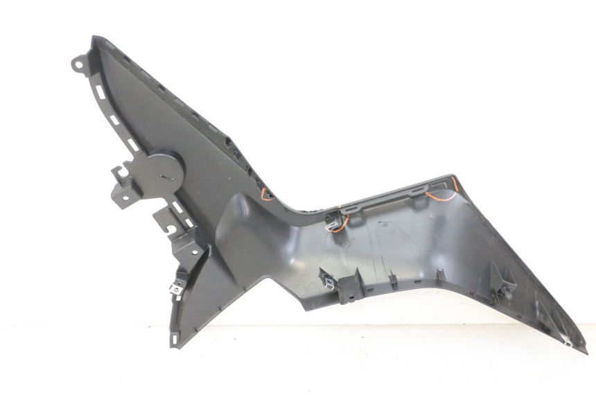 photo de INTERIEUR TETE FOURCHE DROIT YAMAHA XMAX X-MAX 125 (2021 - 2025)