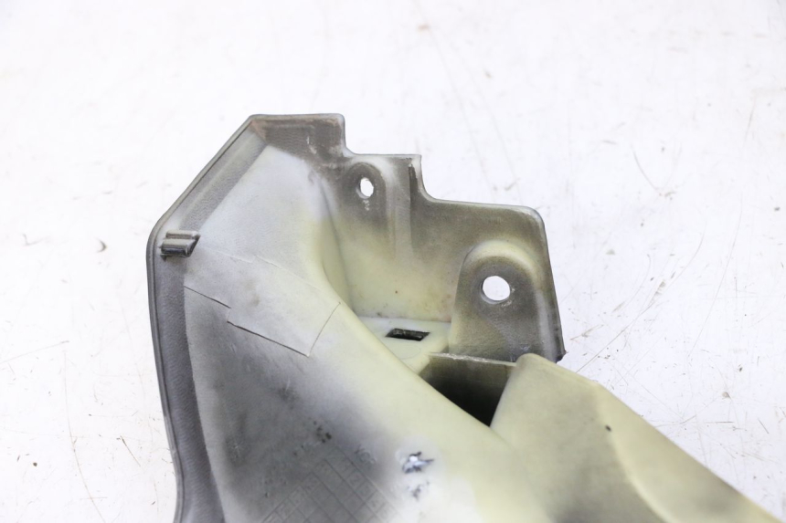 photo de INTERIEUR TETE FOURCHE GAUCHE STAHO FH 50 (2018 - 2019)