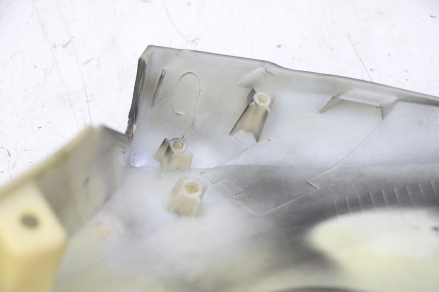 photo de INTERIEUR TETE FOURCHE GAUCHE STAHO FH 50 (2018 - 2019)