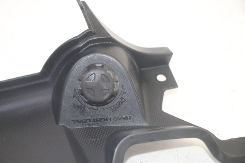 photo de INTERIEUR TETE DE FOURCHE YAMAHA FJR ABS 1300 (2006 - 2012) - Gros plan technique