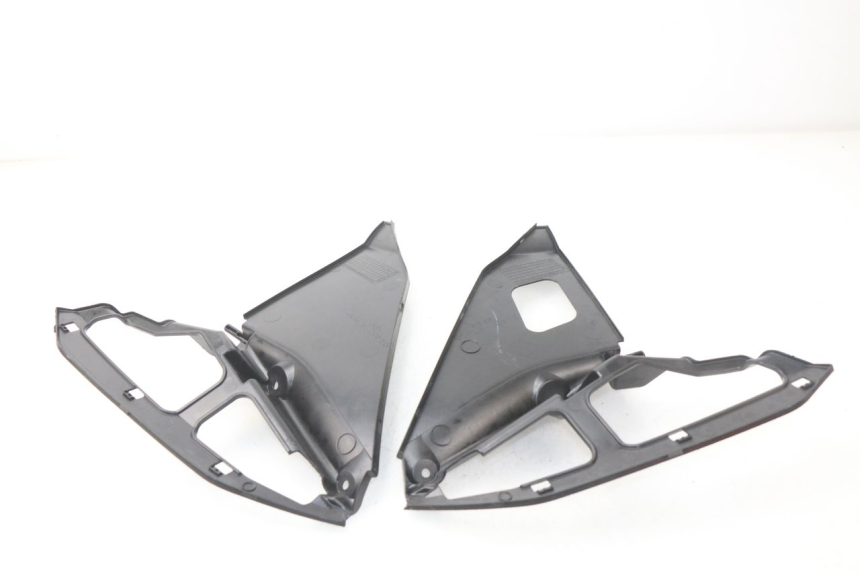 photo de INTERIEUR TETE DE FOURCHE SUZUKI GSX-R GSXR K16 1000 (2012 - 2016)
