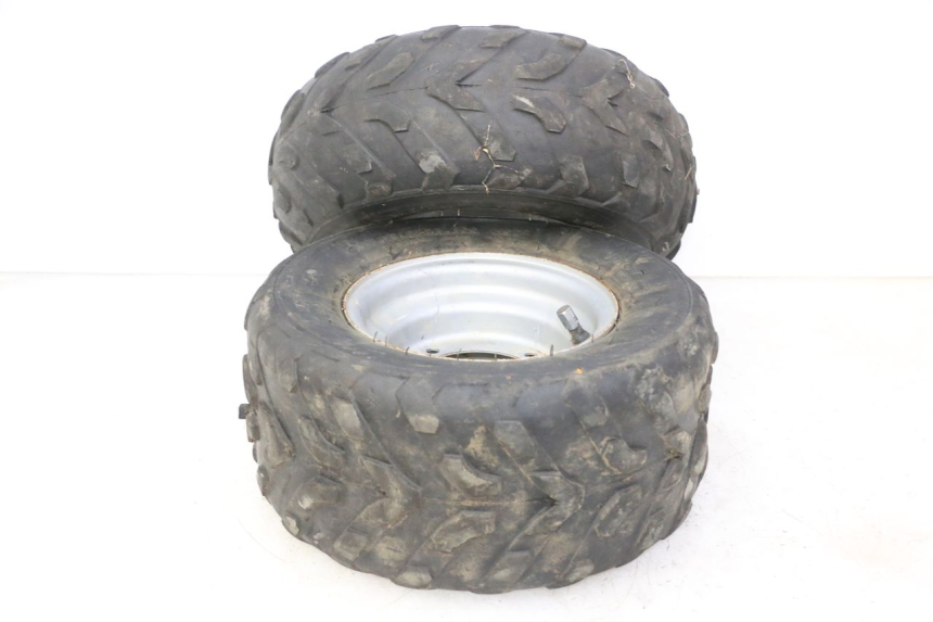 photo de JANTE ARRIÈRE ET PNEU KEROX BAZOOKA 110