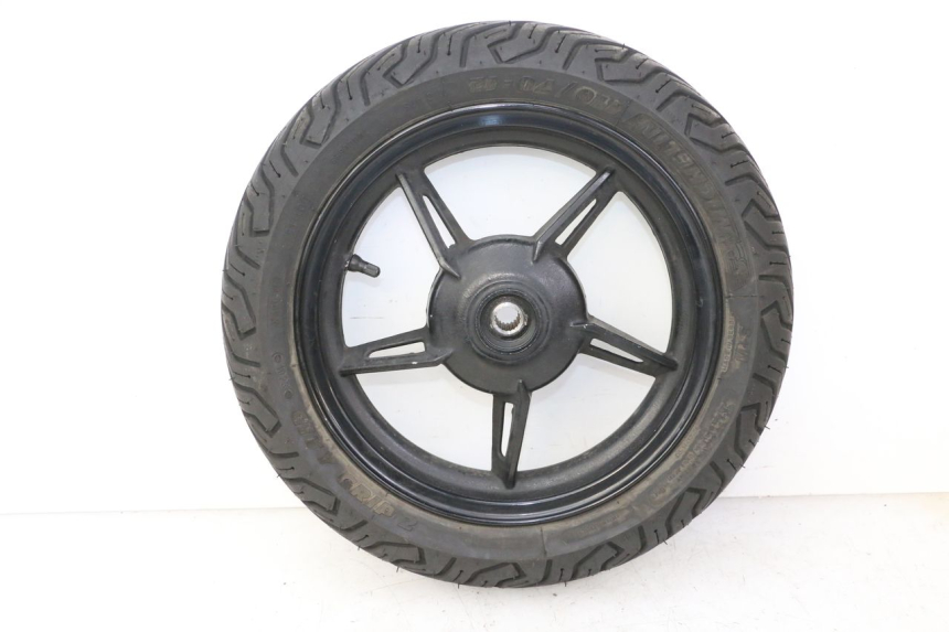 photo de JANTE ARRIÈRE ET PNEU TNT MOTOR BOSTON 4T 50 (2018 - 2025)