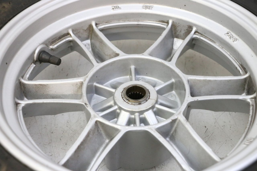 photo de JANTE ARRIÈRE ET PNEU SUZUKI BURGMAN 125 (2007 - 2014)