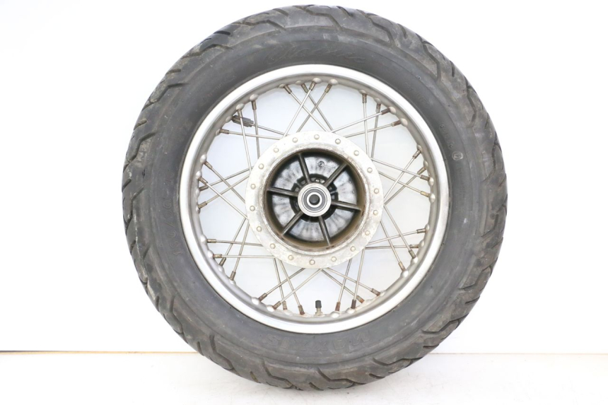 photo de JANTE ARRIÈRE ET PNEU APRILIA CLASSIC 125 (1995 - 2001)