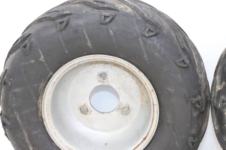 photo de JANTE ARRIÈRE ET PNEU SPEEDY DELUXE 125