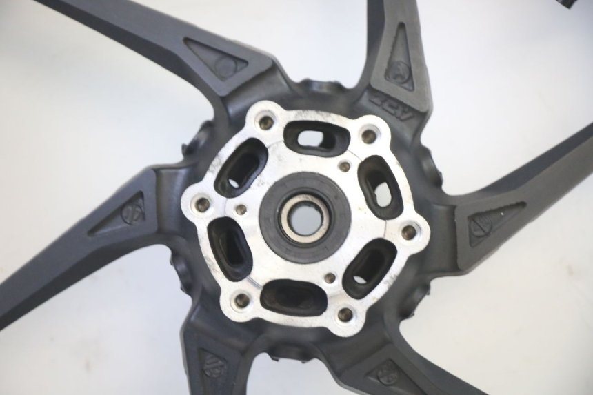 photo de JANTE ARRIÈRE ET PNEU KIDEN KD125-G 125 (2018 - 2022)