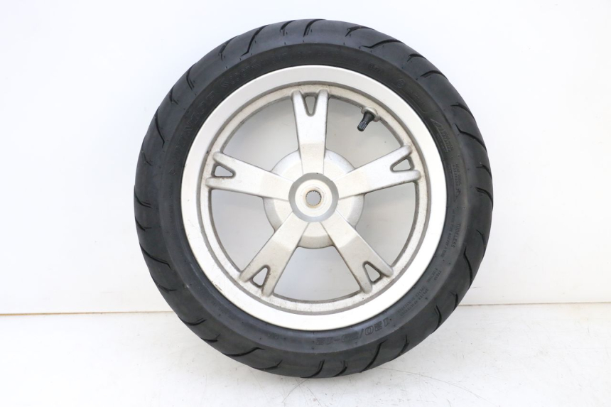 photo de JANTE ARRIÈRE ET PNEU PEUGEOT KISBEE 4T 50 (2018 - 2022) - Vue principale