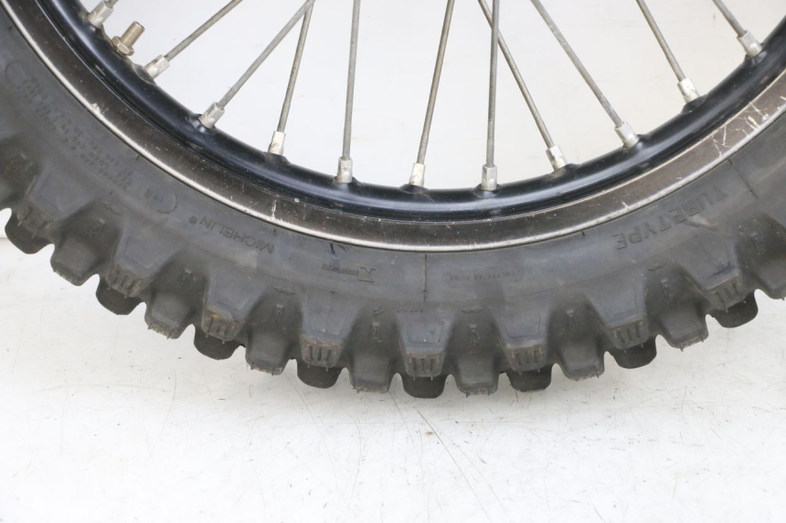 photo de JANTE ARRIÈRE ET PNEU KAWASAKI KXF KX-F 250 (2017 - 2019) - Angle alternatif