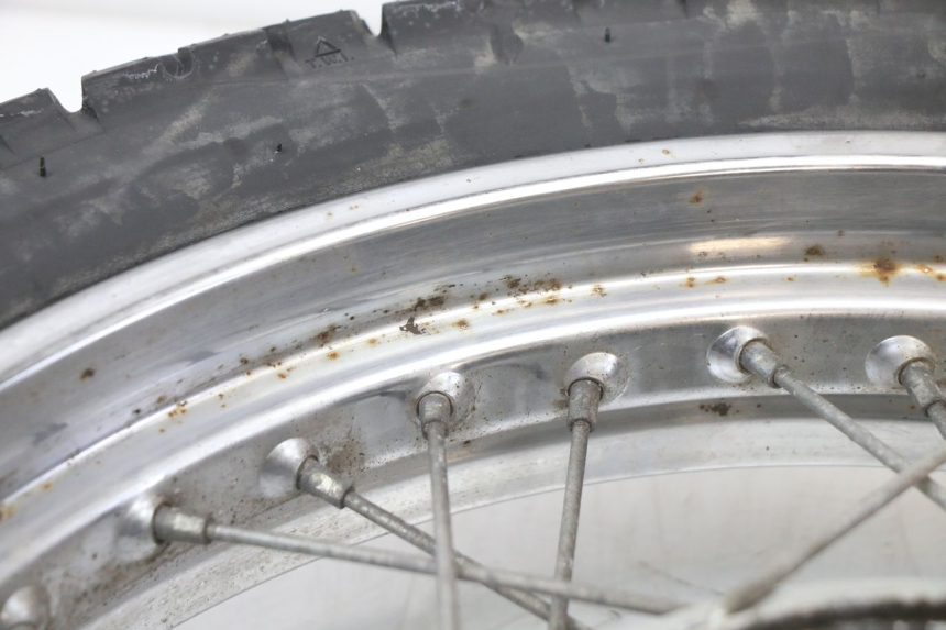 photo de JANTE ARRIÈRE ET PNEU KYMCO STRYKER OFF ROAD 125 (1999 - 2005)