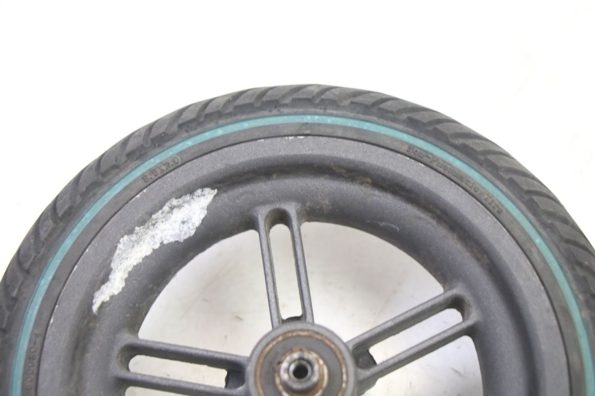 photo de JANTE ARRIÈRE ET PNEU XIAOMI MI PRO 2 1