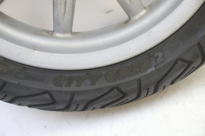 photo de JANTE ARRIÈRE ET PNEU PIAGGIO MP3 RL 250 (2007 - 2010)