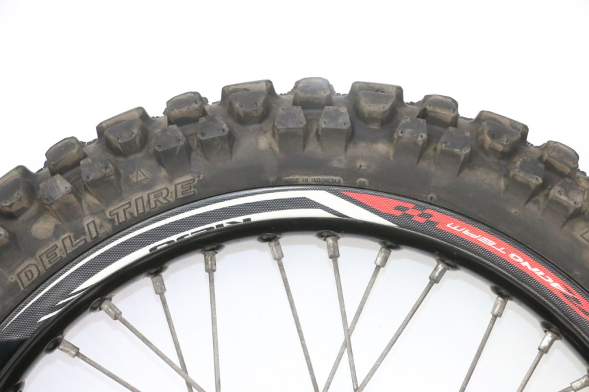 photo de JANTE ARRIÈRE ET PNEU RIEJU MRT 50 (2018 - 2021)