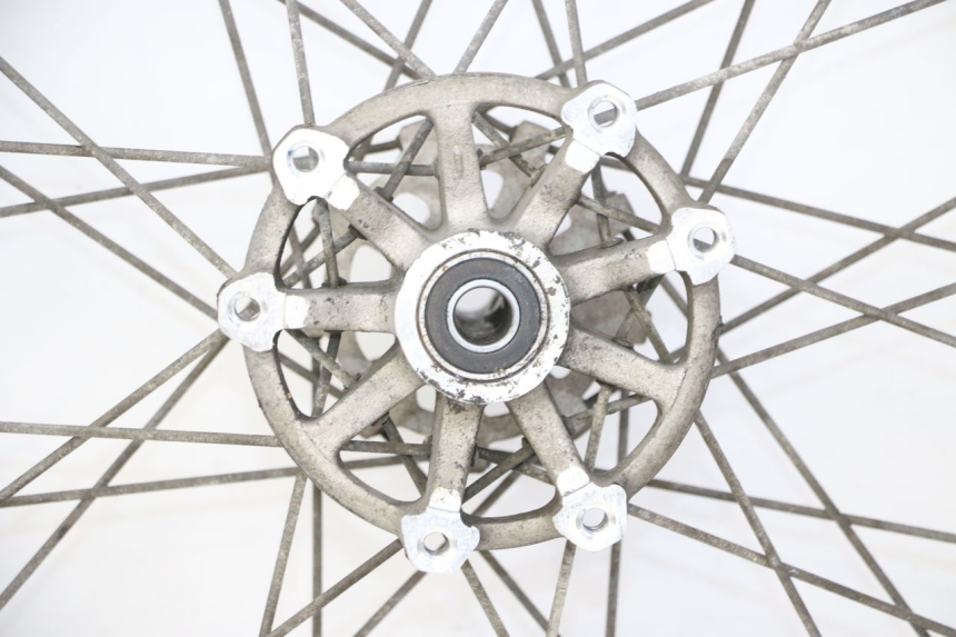 photo de JANTE ARRIÈRE ET PNEU RIEJU MRT 50 (2018 - 2021)