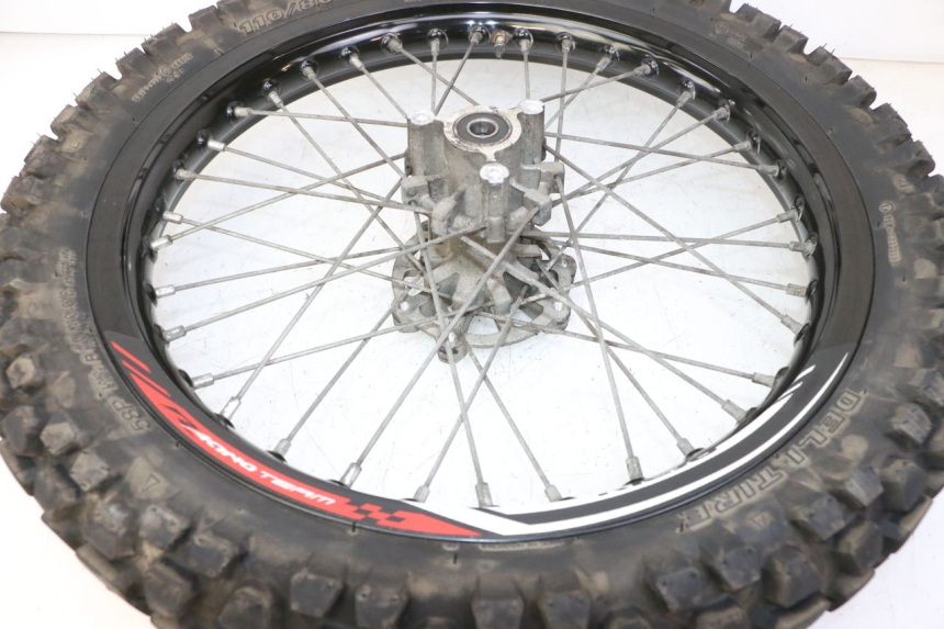 photo de JANTE ARRIÈRE ET PNEU RIEJU MRT 50 (2018 - 2021)