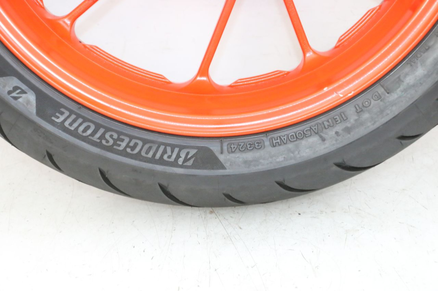 photo de JANTE ARRIÈRE ET PNEU YAMAHA MT-07 MT07 ABS 700 (2018 - 2020) - Pièce contrôlée