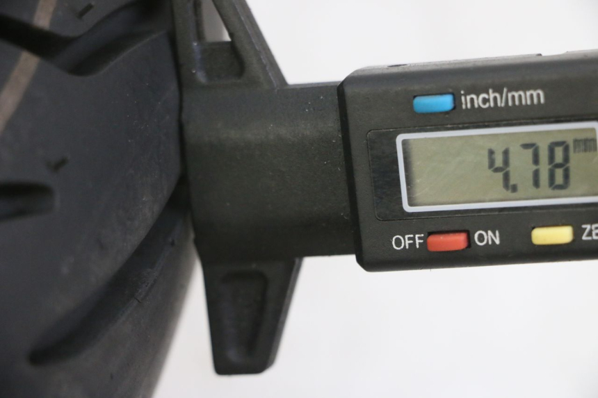 photo de JANTE ARRIÈRE ET PNEU KYMCO LIKE 4T 50 (2019 - 2025)