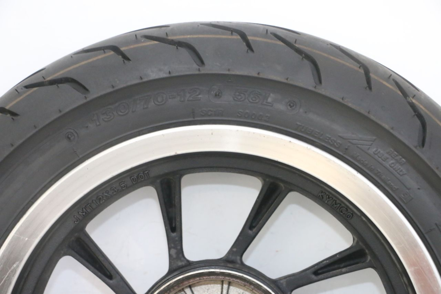 photo de JANTE ARRIÈRE ET PNEU KYMCO LIKE 4T 50 (2019 - 2025)