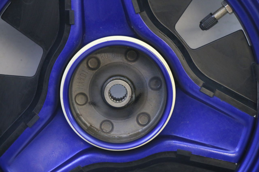 photo de JANTE ARRIÈRE ET PNEU YAMAHA PW 50 (1984 - 2020)