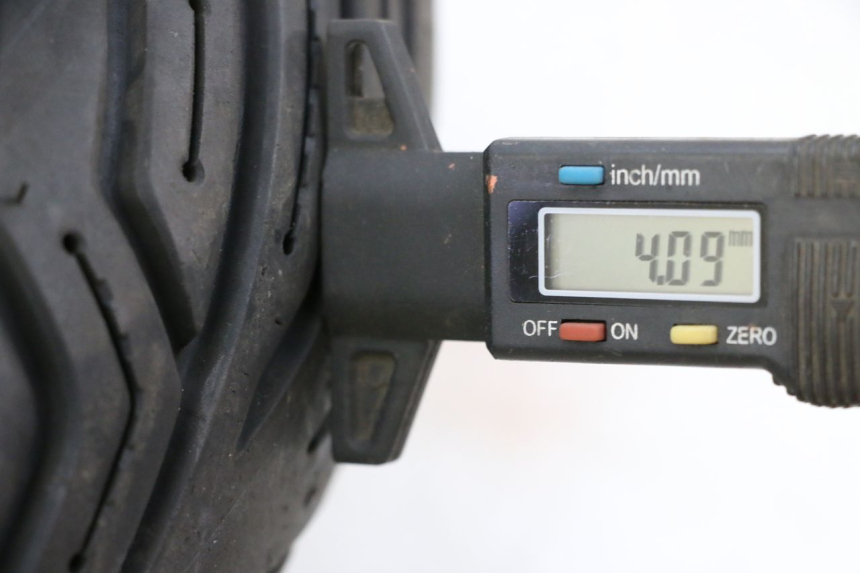 photo de JANTE ARRIÈRE ET PNEU PEUGEOT SATELIS 125 (2013 - 2018) - Zoom état d’usage