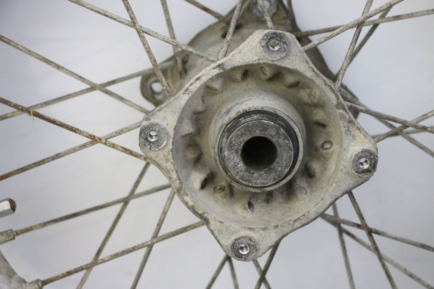 photo de JANTE ARRIÈRE ET PNEU KTM SX 85 (2013 - 2017)