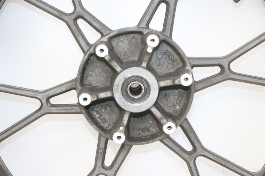 photo de JANTE ARRIÈRE ET PNEU KSR TR SM 50 (2015 - 2018) - Détails caractéristiques