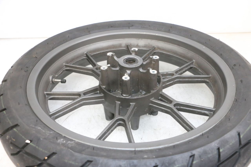 photo de JANTE ARRIÈRE ET PNEU KSR TR SM 50 (2015 - 2018) - Zoom état d’usage