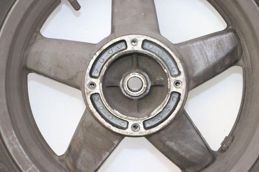 photo de JANTE ARRIÈRE ET PNEU YAMAHA X-MAX XMAX 125 (2010 - 2014)