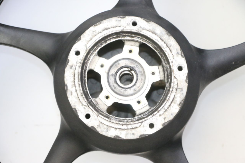 photo de JANTE ARRIÈRE ET PNEU YAMAHA XJ6 ABS 600 (2008 - 2016)