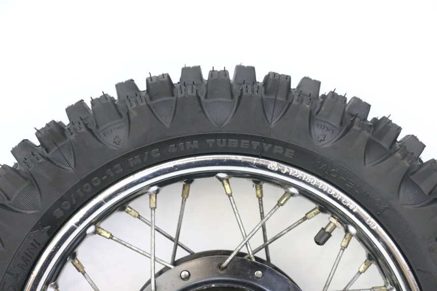 photo de JANTE ARRIÈRE ET PNEU YAMAHA PW 80 (1983 - 2014)