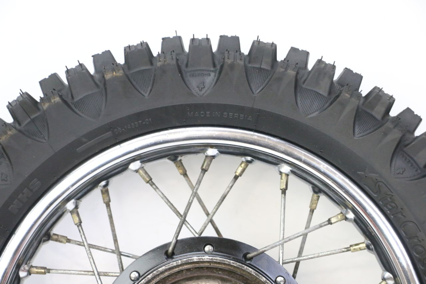 photo de JANTE ARRIÈRE ET PNEU YAMAHA PW 80 (1983 - 2014)