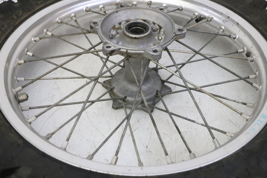 photo de JANTE ARRIÈRE ET PNEU YAMAHA YZF YZ-F 450 (2014 - 2016)