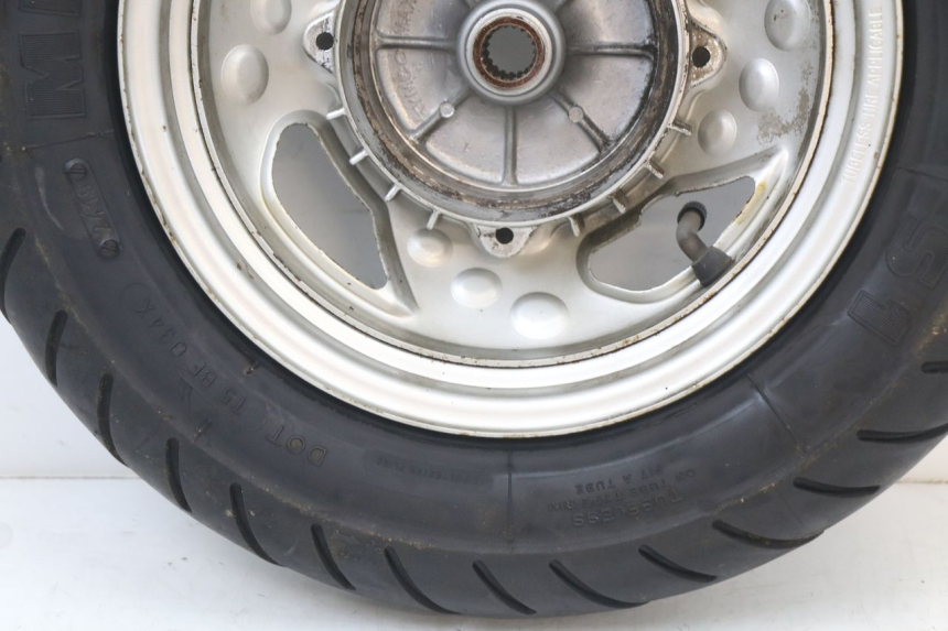 photo de JANTE ARRIERE KYMCO AGILITY PREMIUM 50 (2007 - 2010)
