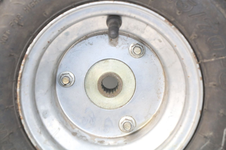 photo de JANTE ARRIERE CHINESE QUAD ATV ENFANT 125 - Marquages et références