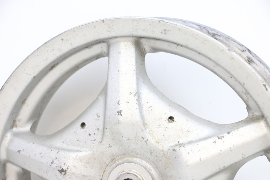 photo de JANTE ARRIERE MBK FLAME X 125 (2007 - 2016) - Gros plan technique