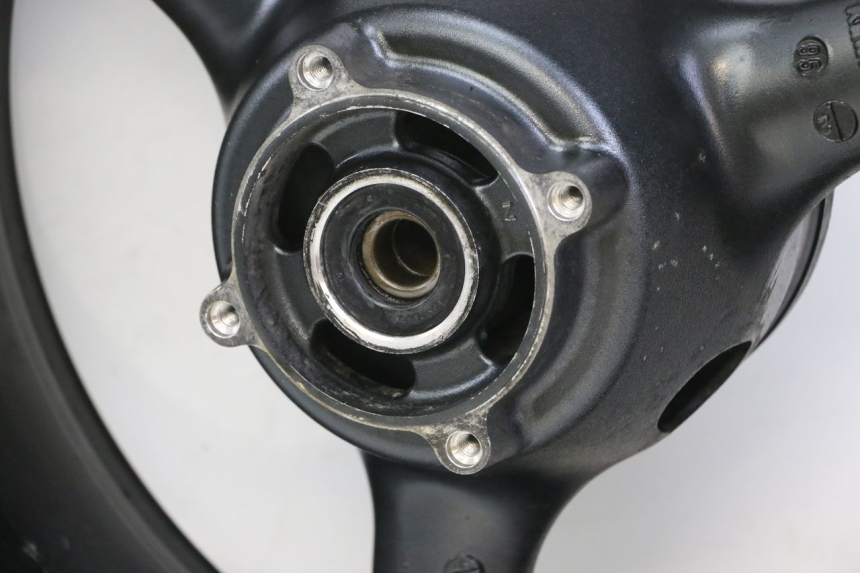 photo de JANTE ARRIERE KAWASAKI ZR7 ZR-7 S 750 (1999 - 2004)