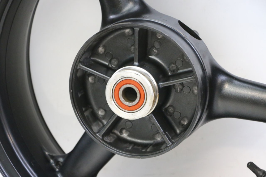 photo de JANTE ARRIERE KAWASAKI ZR7 ZR-7 S 750 (1999 - 2004)