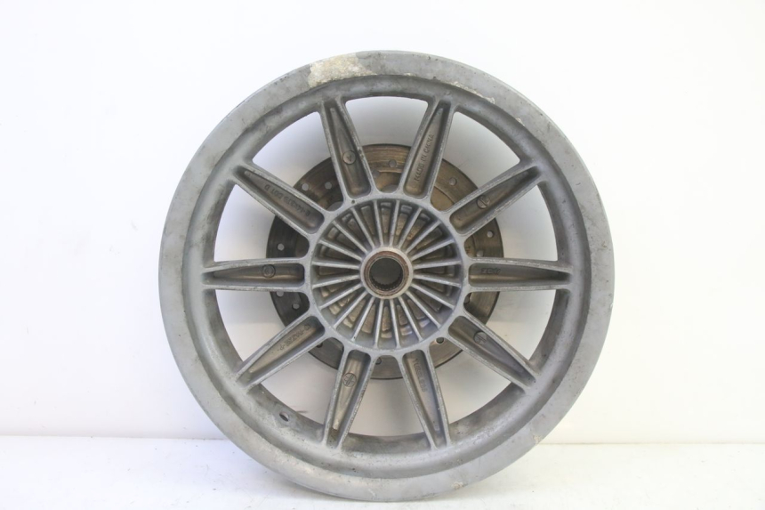 photo de JANTE ARRIERE PIAGGIO MP3 RL 250 (2007 - 2010) - Points de fixation