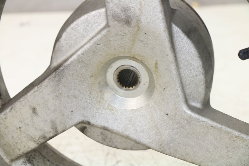 photo de JANTE ARRIERE PEUGEOT VIVACITY 125 (2010 - 2017)